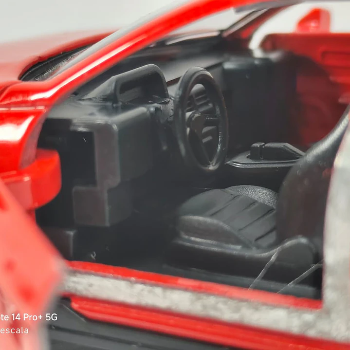 Hyundai Elantra Rojo escala 1/36 Chino Luces Led 7