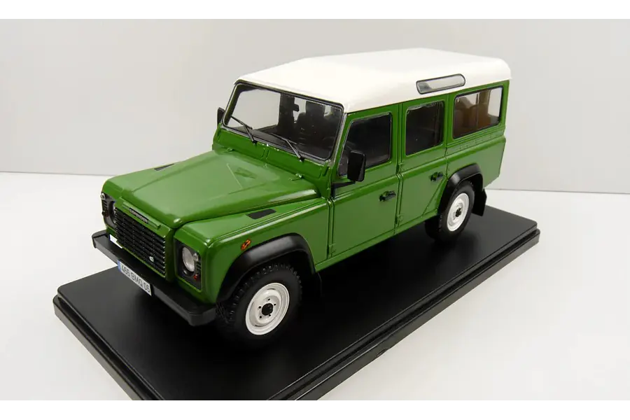 Land rover defender 110 2005, Ixo, Escala 1-24