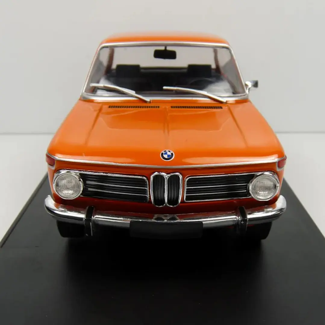 BMW 2002ti, iXO, Escala 1-24 NARANJA 2