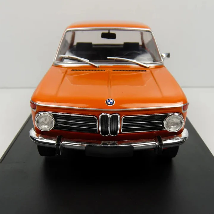 BMW 2002ti, iXO, Escala 1-24 NARANJA 2