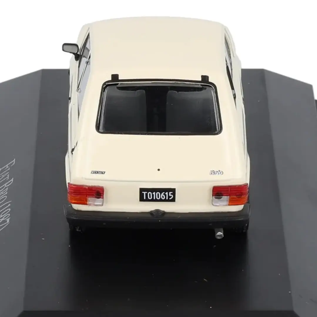 Fiat 147 Brio Escala 1/43 IXO 3