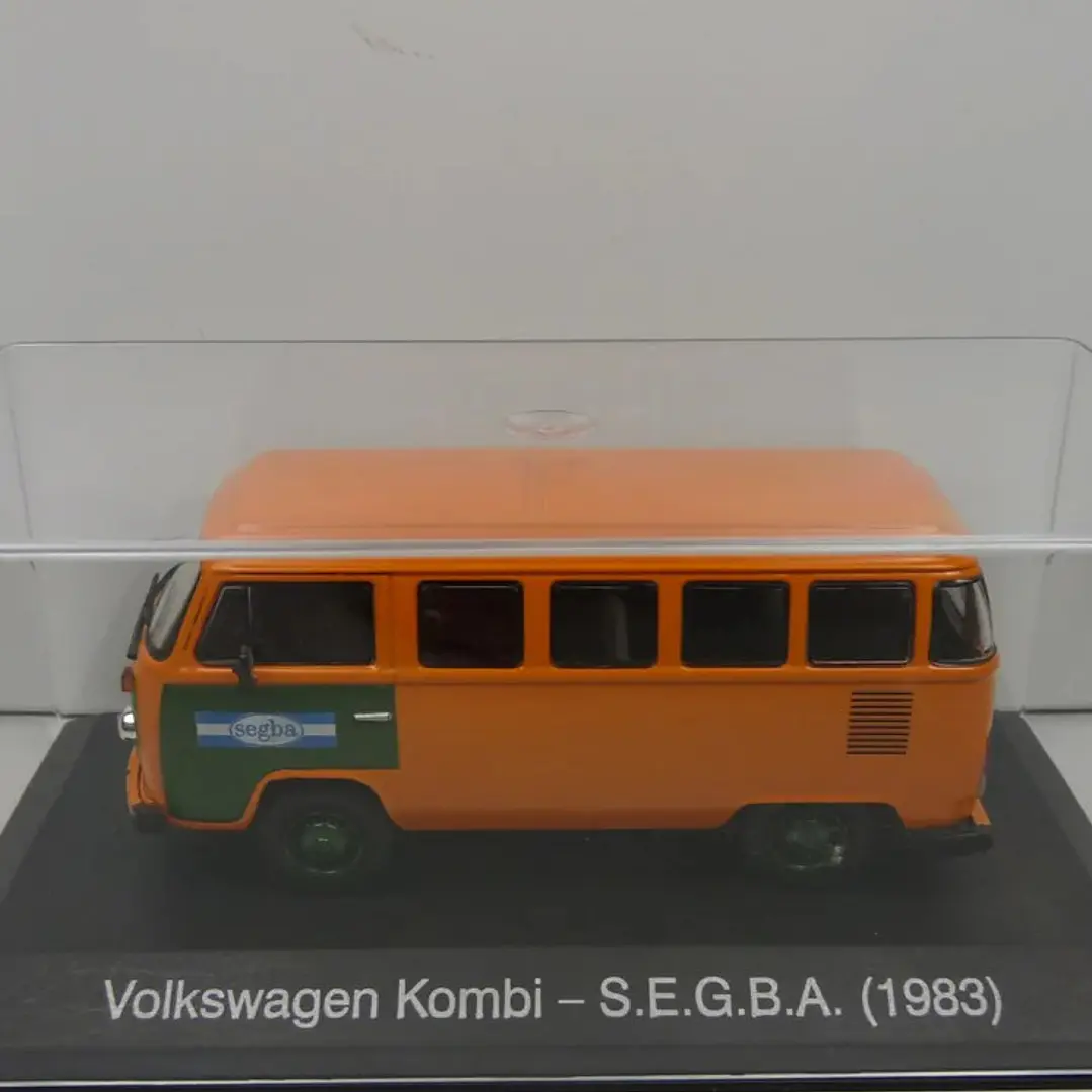 VOLKSWAGEN COMBI 1983, Ixo, Escala 1-43 2