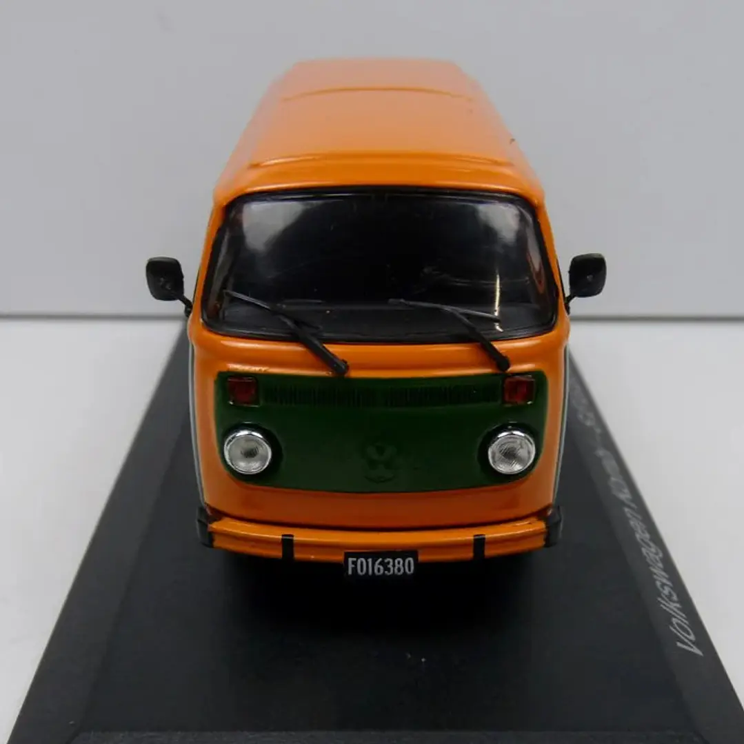 VOLKSWAGEN COMBI 1983, Ixo, Escala 1-43 4