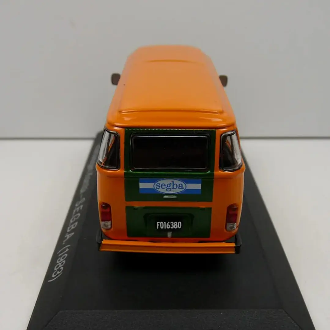 VOLKSWAGEN COMBI 1983, Ixo, Escala 1-43 5