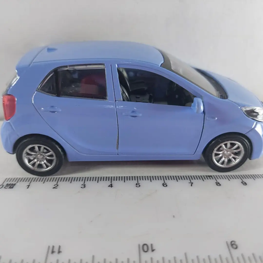 Kia Picanto AZUL Escala 1/36 Marca china luces LED 2