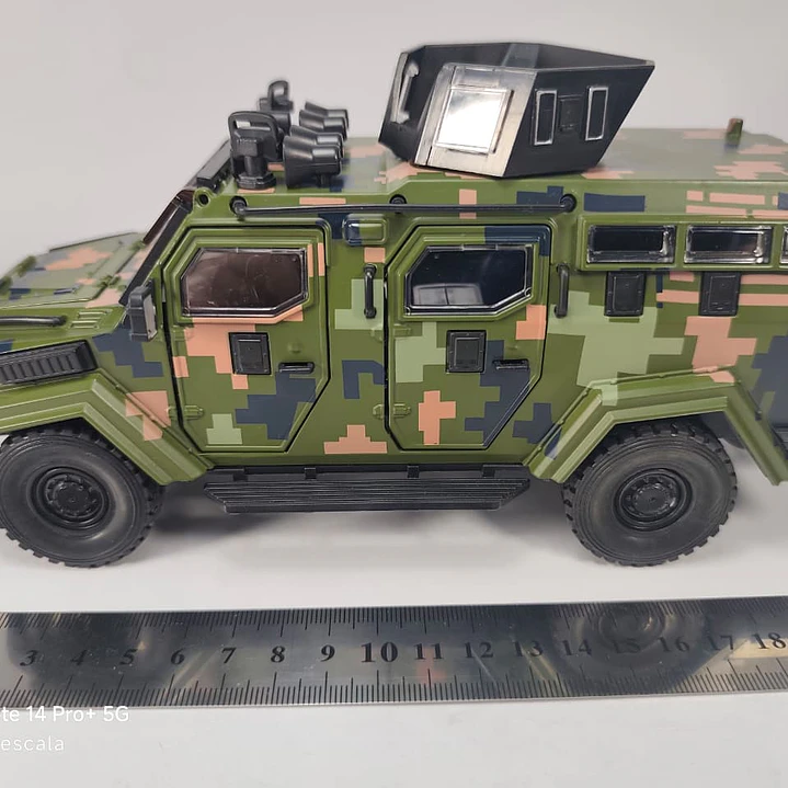 Vehiculo Blindado OSHKOSCH M ATV Escala 1:32 Marca China 3