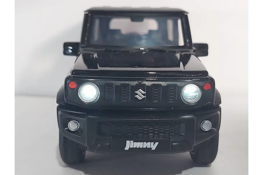 Suzuki jimny NEGRO 1-32 MARCA QY TOYS