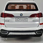 BMW X5 Blanco marca Newao, Escala 1-32 - Miniatura 4