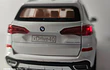 BMW X5 Blanco marca Newao, Escala 1-32