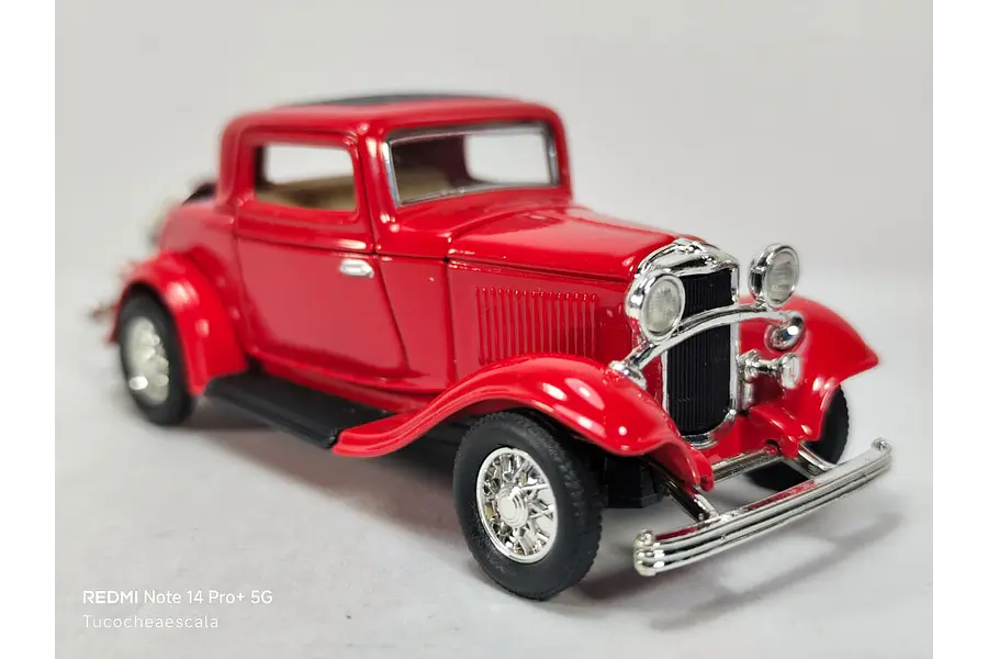 FORD 3 VENTANAS COUPE 1932 ESCALA 1/43 MARCA YATMING