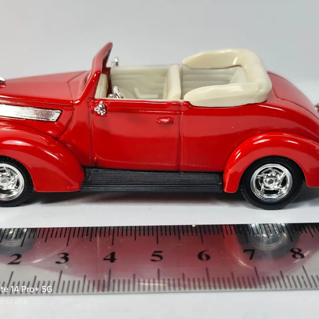 FORD V8 1937 ESCALA 1/43 MARCA YATMING 2