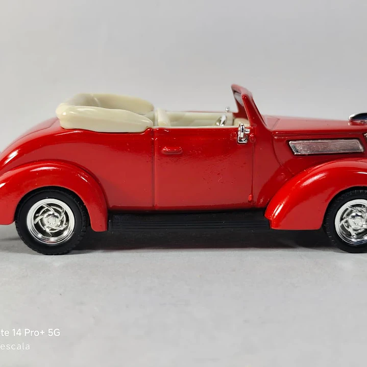 FORD V8 1937 ESCALA 1/43 MARCA YATMING 7