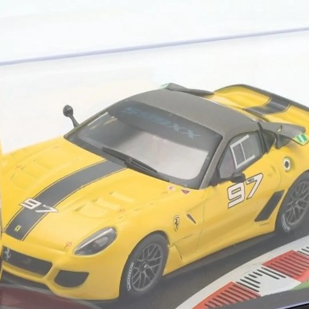 Ferrari 599 XXX, Escala 1/43, Marca Ixo 2