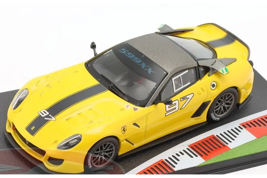 Ferrari 599 XXX, Escala 1/43, Marca Ixo