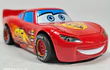 Rayo Mcqueen 1/32 Carro CON VAPOR SIMULANDO HUMO