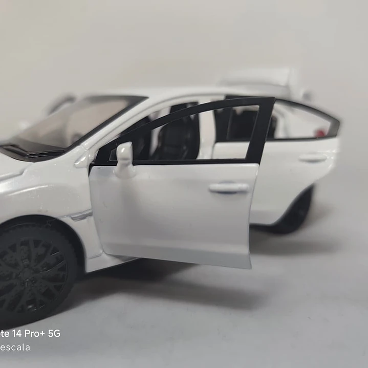 Subaru IMPREZA Blanco 1/32 MARCA QY TOYS 1