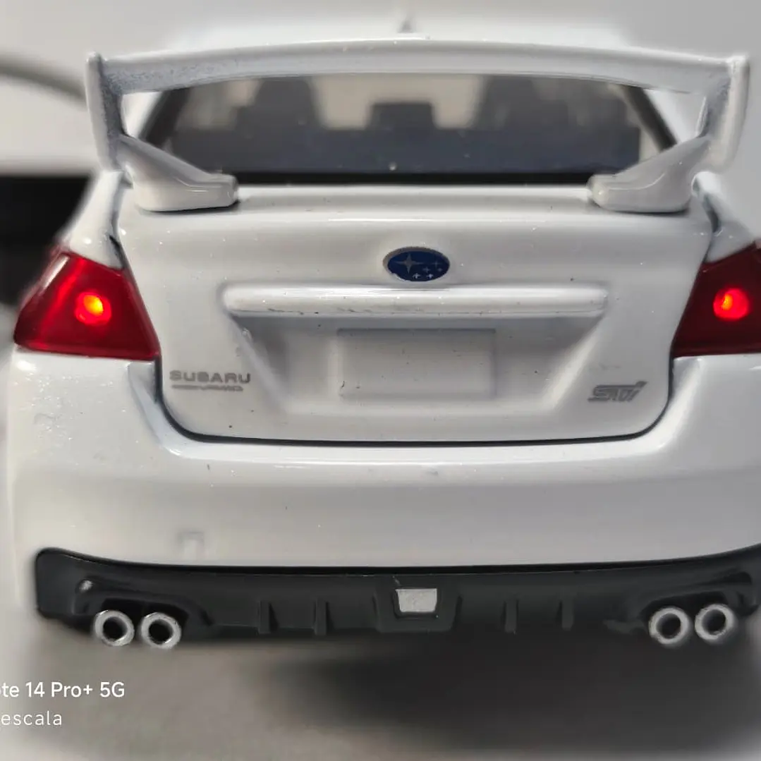 Subaru IMPREZA Blanco 1/32 MARCA QY TOYS 10