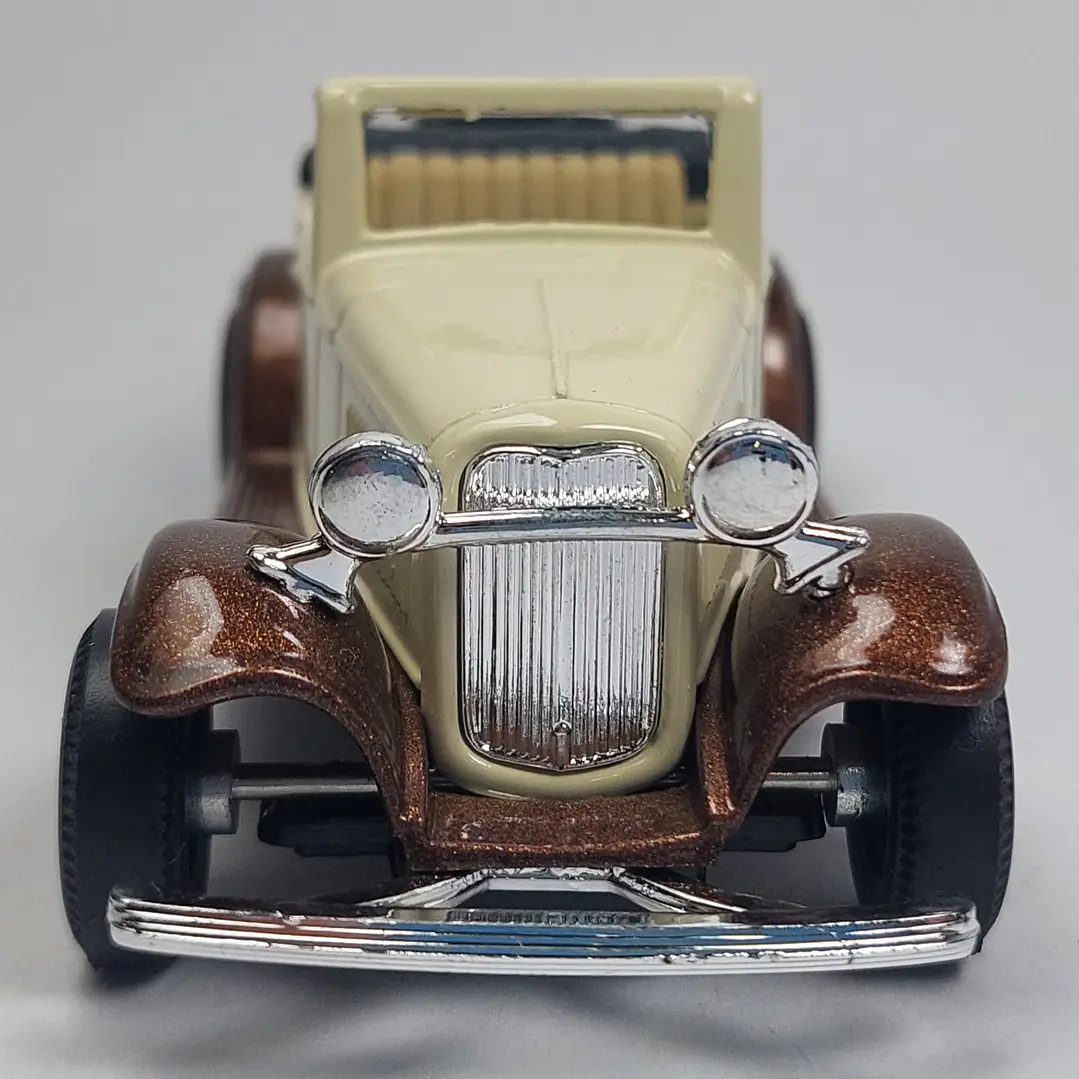 Ford Roadster, welly Escala 1-36 2