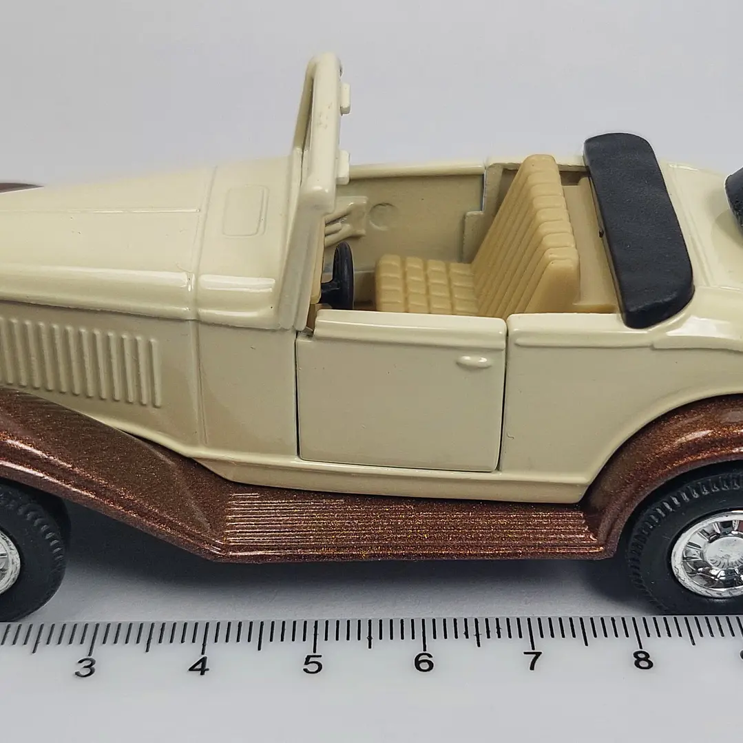 Ford Roadster, welly Escala 1-36 7
