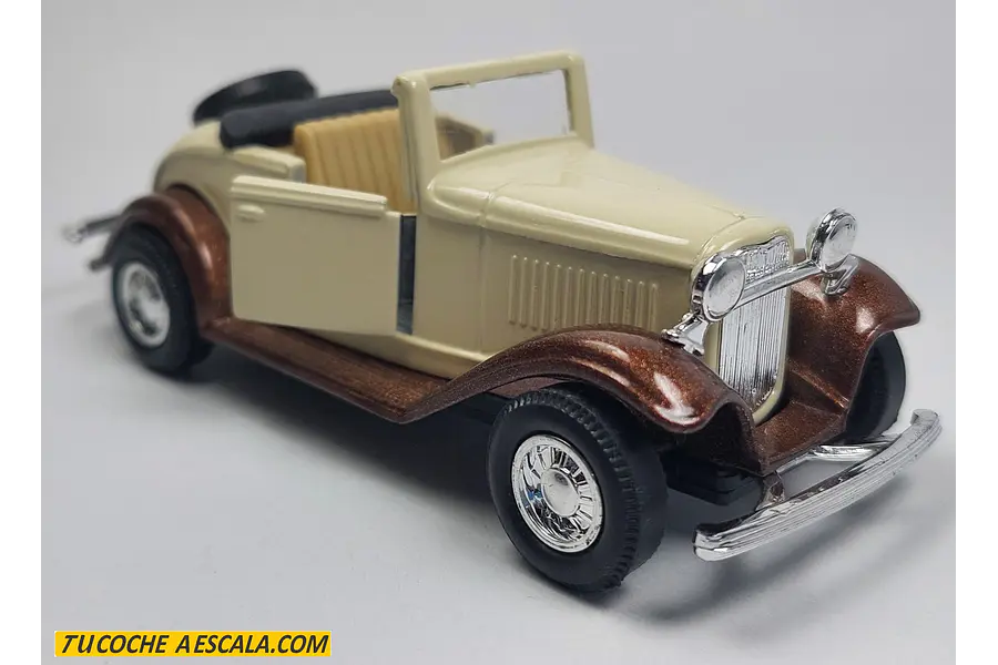 Ford Roadster, welly Escala 1-36