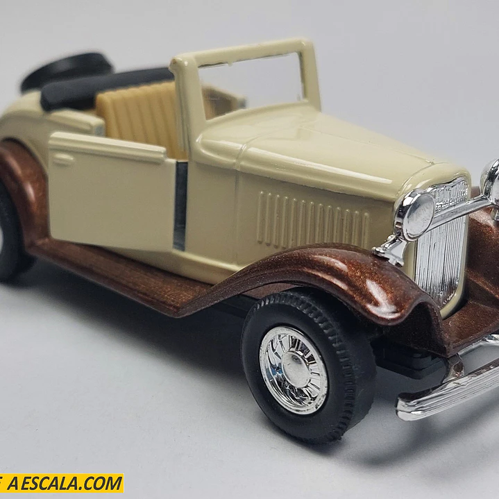 Ford Roadster, welly Escala 1-36 1
