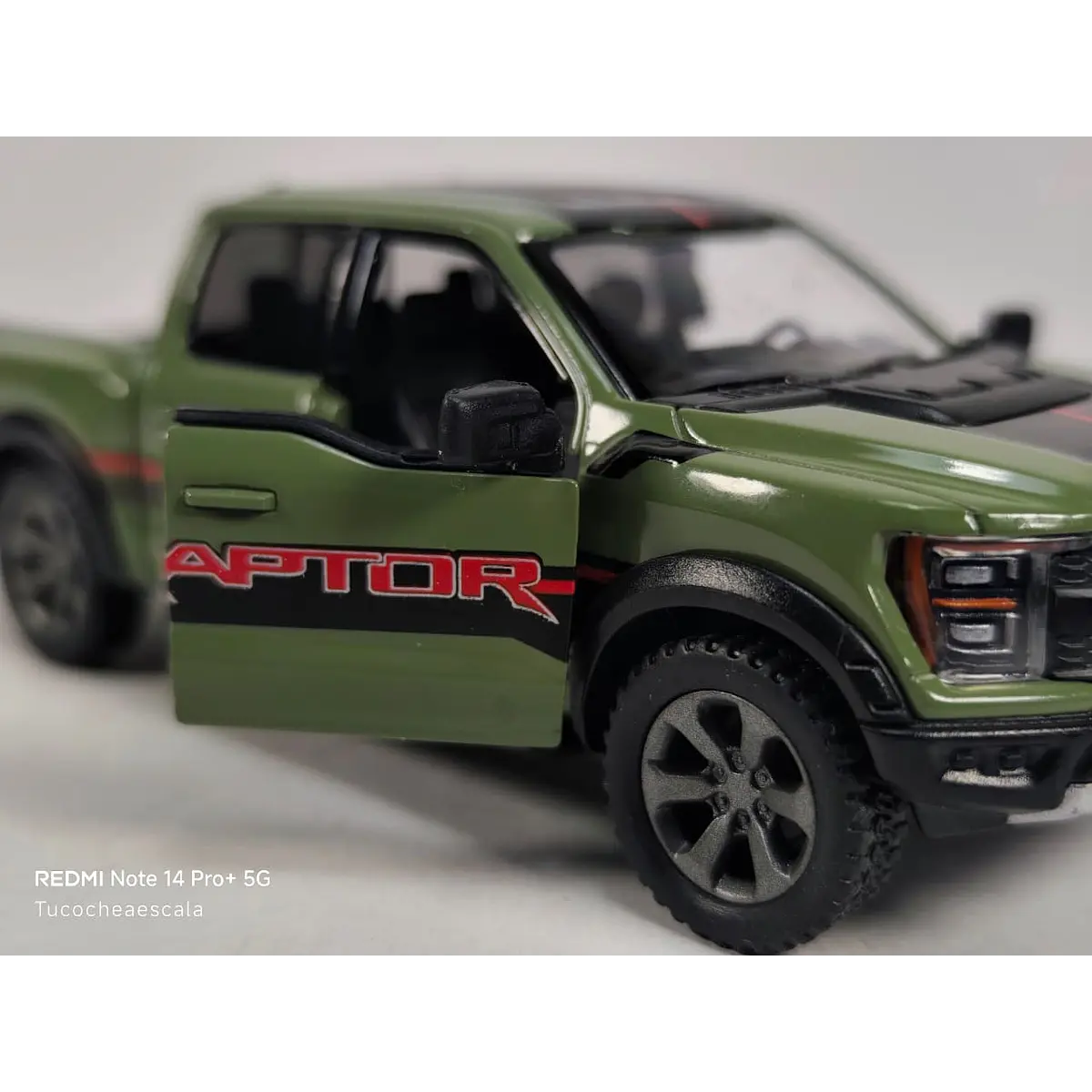 Ford F-150 Raptor 2022, Verde Kinsmart, Escala 1-36