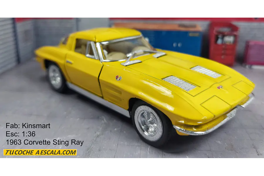 Chevrolet Corvette Stingray Amarillo 1963, Escala 1/34