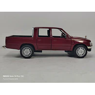 TOYOTA HILUX Doble Cabina ESCALA 1/32 vino tinto