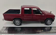 TOYOTA HILUX Doble Cabina ESCALA 1/32 vino tinto