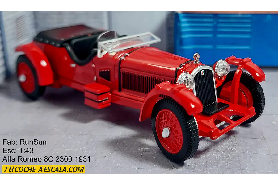 Alfa Romeo 8C 1931 ESCALA 1/43 Marca Runsun