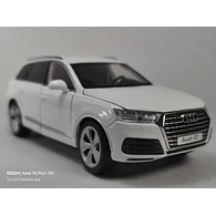 AUDI Q7 BLANCO, marca tayumo ,  1-32 LUCES LED