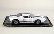 Ford GT 40 , Escala 1/43 , Marca Ixo