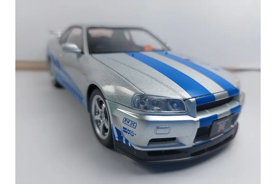 Nissan Skyline Gtr RAPIDO Y FURIOSO ESCALA 1:32 Marca China. 