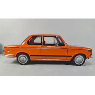 BMW 2002ti, Jinlifang  Escala 1-18 Naranja LEDS