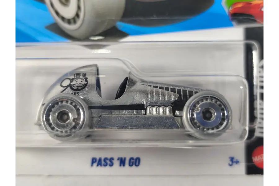 PASS AND GO MONOPOLIO 1/64 de Hot Wheels