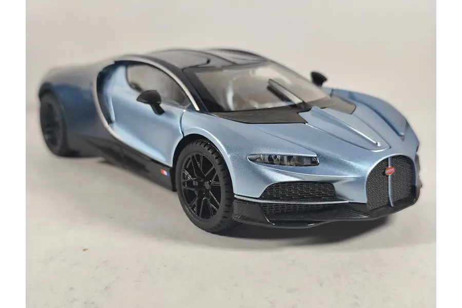 Bugatti Turbillone, Escala 1-24 marca Jinlifang 