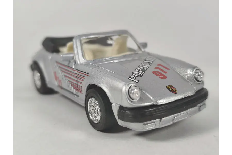 Porsche 911 SC MARCA WELLY , Escala 1-36