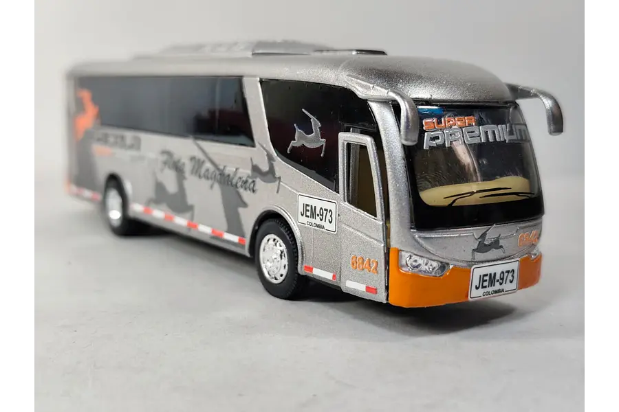 Bus FLOTA MAGDALENA Escala 1/68, marca Kinsmart