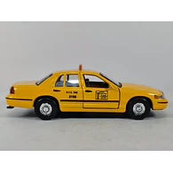 Ford Crown victoria taxi , welly Escala 1-36