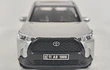 TOYOTA COROLLA CROSS ESCALA 1/36 PLATEADO