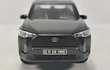 TOYOTA COROLLA CROSS ESCALA 1/36 NEGRO