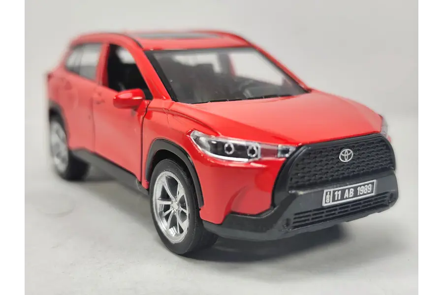 TOYOTA COROLLA CROSS ESCALA 1/36 ROJA