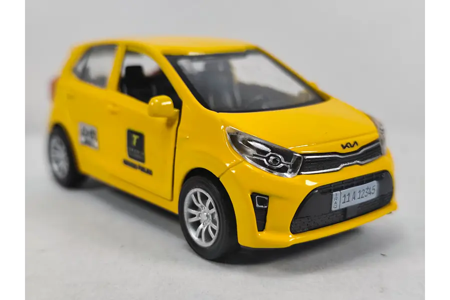 KIA PICANTO TAXIS LIBRES A ESCALA 1:36 LEDS