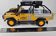 Land Rover Defender Camel , Escala 1/24, MARCA JINLI FANG