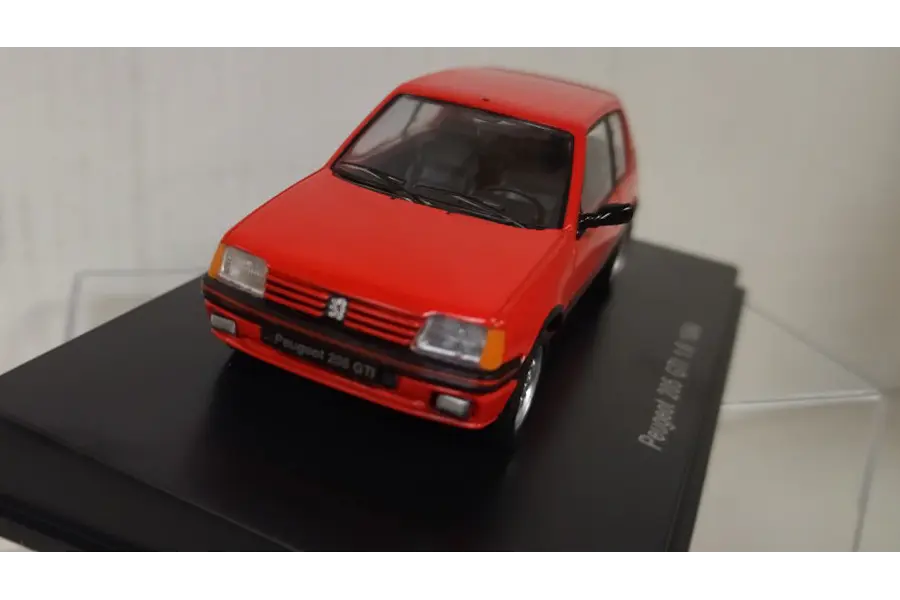 PEUGEOT GTI 1.6 1984 ROJO MARCA IXO ESCALA 1/43