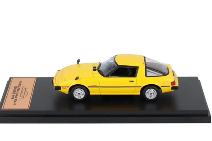 MAZDA RX7 ESCALA 1-43 , MARCA IXO 