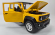 SUZUKI JIMNY AMARILLO MARCA QY TOYS ESCALA 1-24 LUCES LED