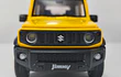 SUZUKI JIMNY AMARILLO MARCA QY TOYS ESCALA 1-24 LUCES LED