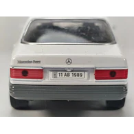 Mercedes Benz W126 560 SEL blanco Escala 1/36 Marca China 