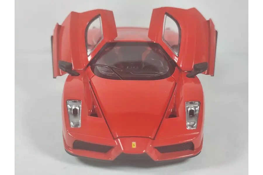 FERRARI enzo Escala 1/24 , Marca china